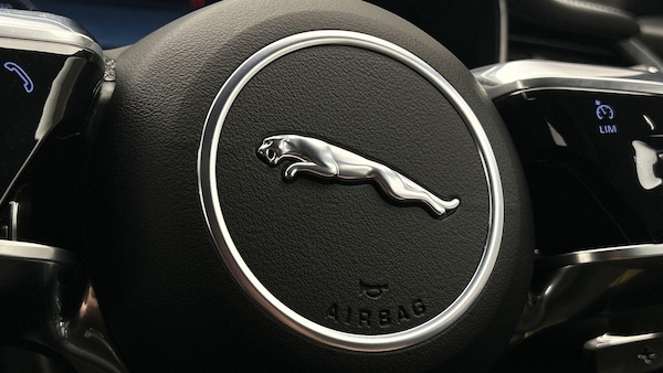 Used Jaguar F-Pace 2024 for sale - 76239345: Photo 31