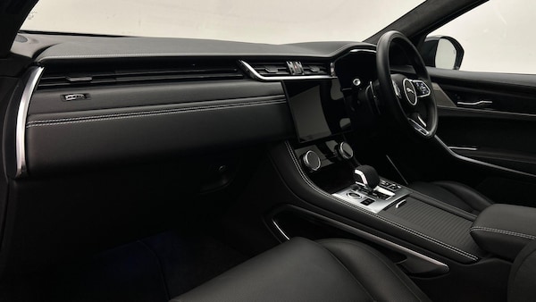 Used Jaguar F-Pace 2024 for sale - 76239345: Photo 35