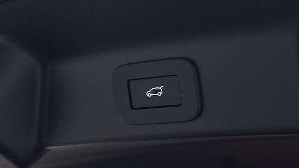 Used Jaguar F-Pace 2024 for sale - 76239345: Photo 36