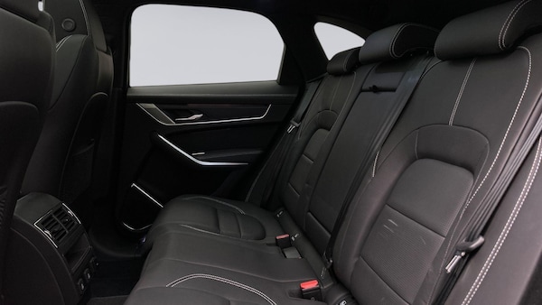 Used Jaguar F-Pace 2024 for sale - 76239345: Photo 4