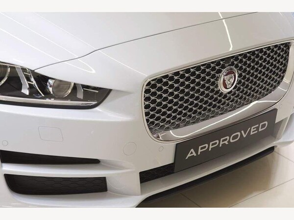Used Jaguar E-Pace 2019 for sale - 76151365: Photo 6