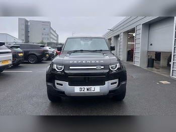 Used Land Rover Defender 2021 for sale - 75249047: Photo