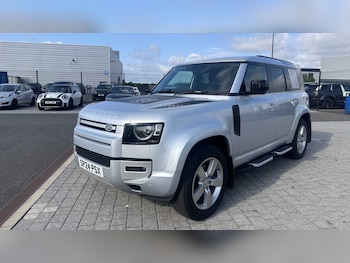 Used Land Rover Defender 2024 for sale - 75523056: Photo