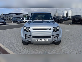 Used Land Rover Defender 2024 for sale - 75523056: Photo