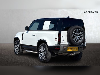 Used Land Rover Defender 2023 for sale - 75216903: Photo