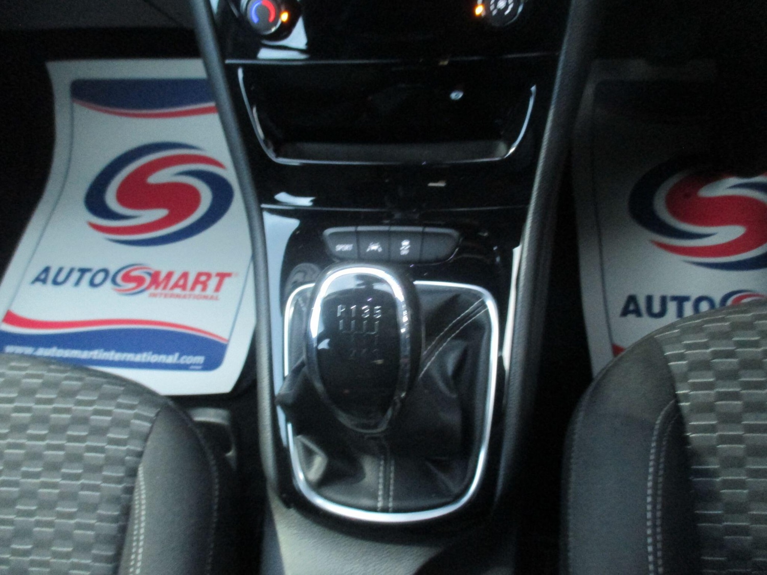 Used Vauxhall Astra 2016 for sale - 77376184: Photo 32