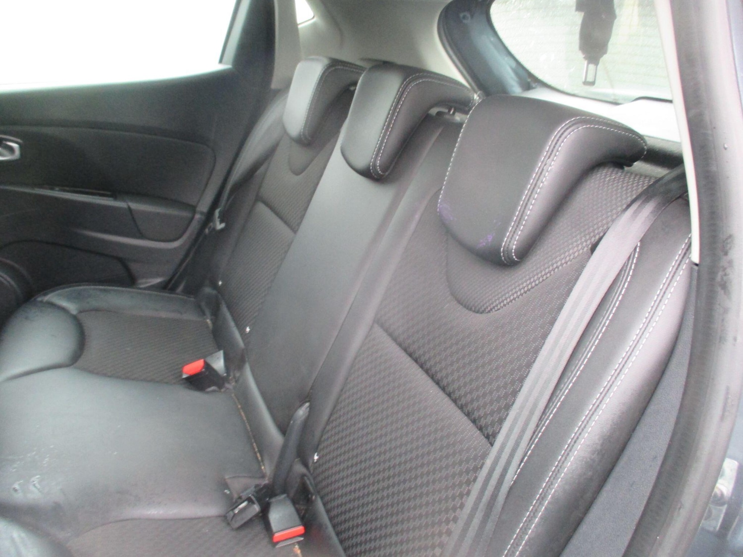 Used Renault Clio 2017 for sale - 77376272: Photo 15