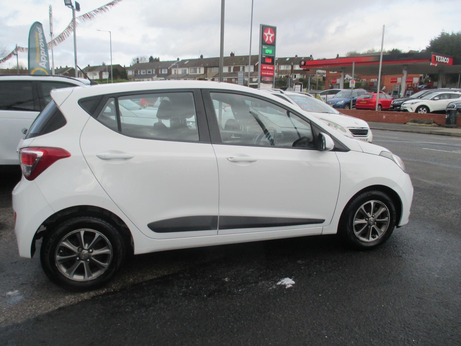 Used Hyundai i10 2014 for sale - 77624989: Photo 12