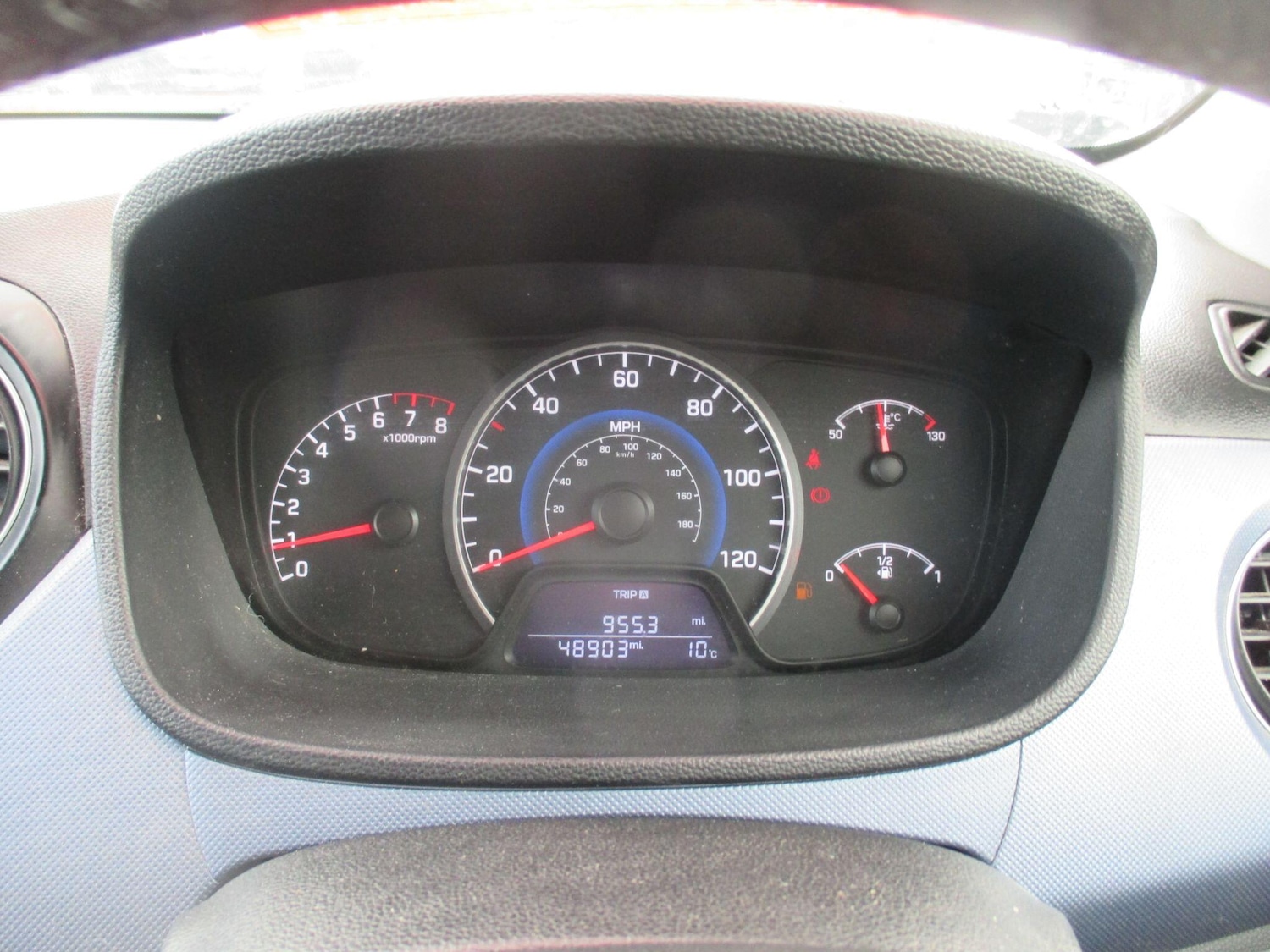 Used Hyundai i10 2014 for sale - 77624989: Photo 18