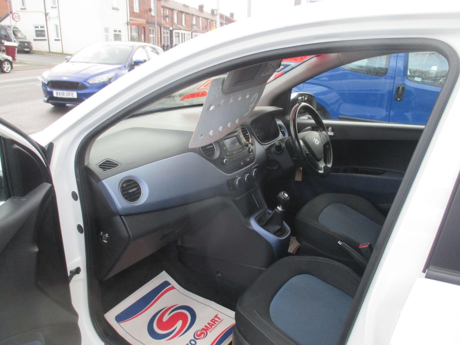 Used Hyundai i10 2014 for sale - 77624989: Photo 21