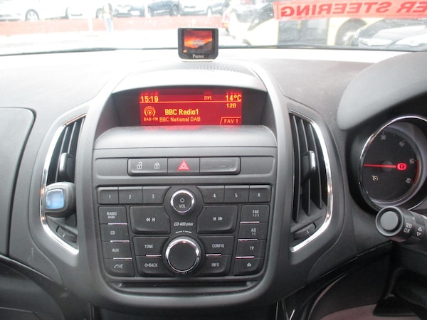 Used Vauxhall Zafira Tourer 2014 for sale - 76152695: Photo 17