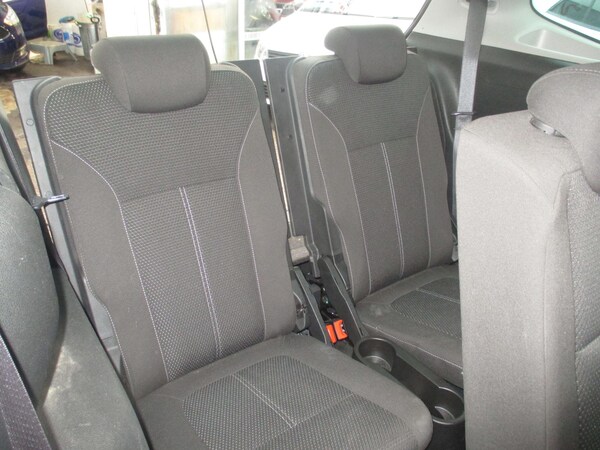Used Vauxhall Zafira Tourer 2014 for sale - 76152695: Photo 19