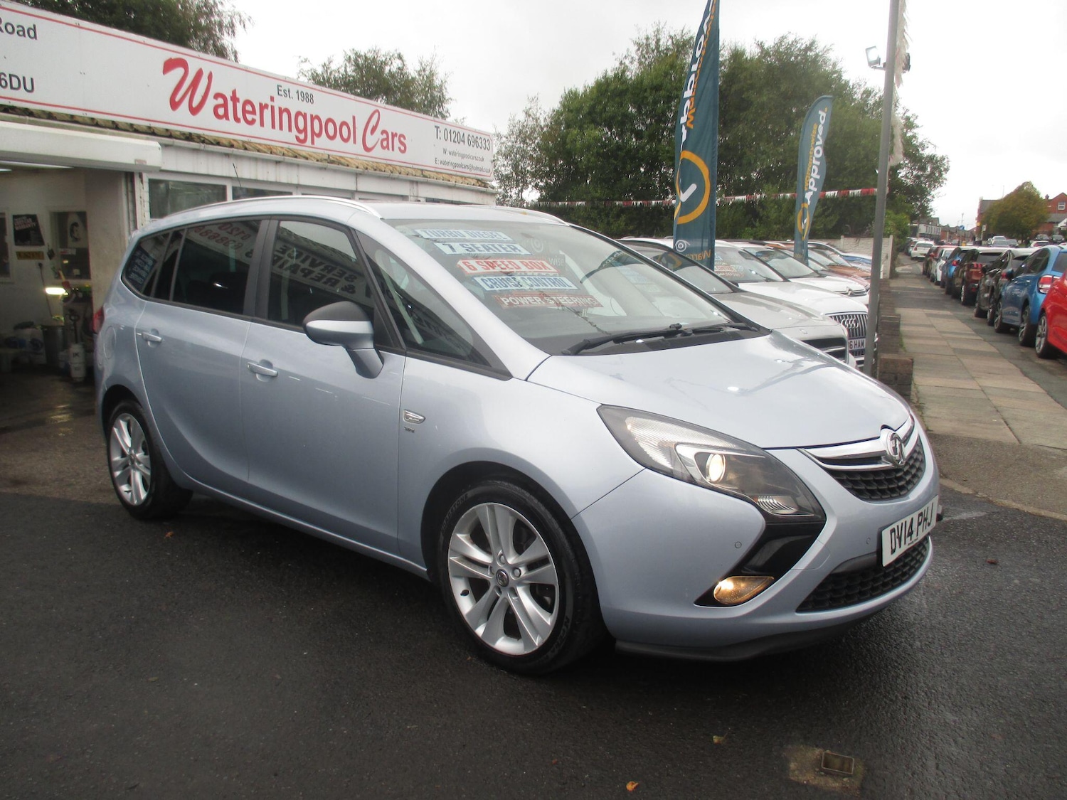 Used Vauxhall Zafira Tourer 2014 for sale - 76152695: Photo 2