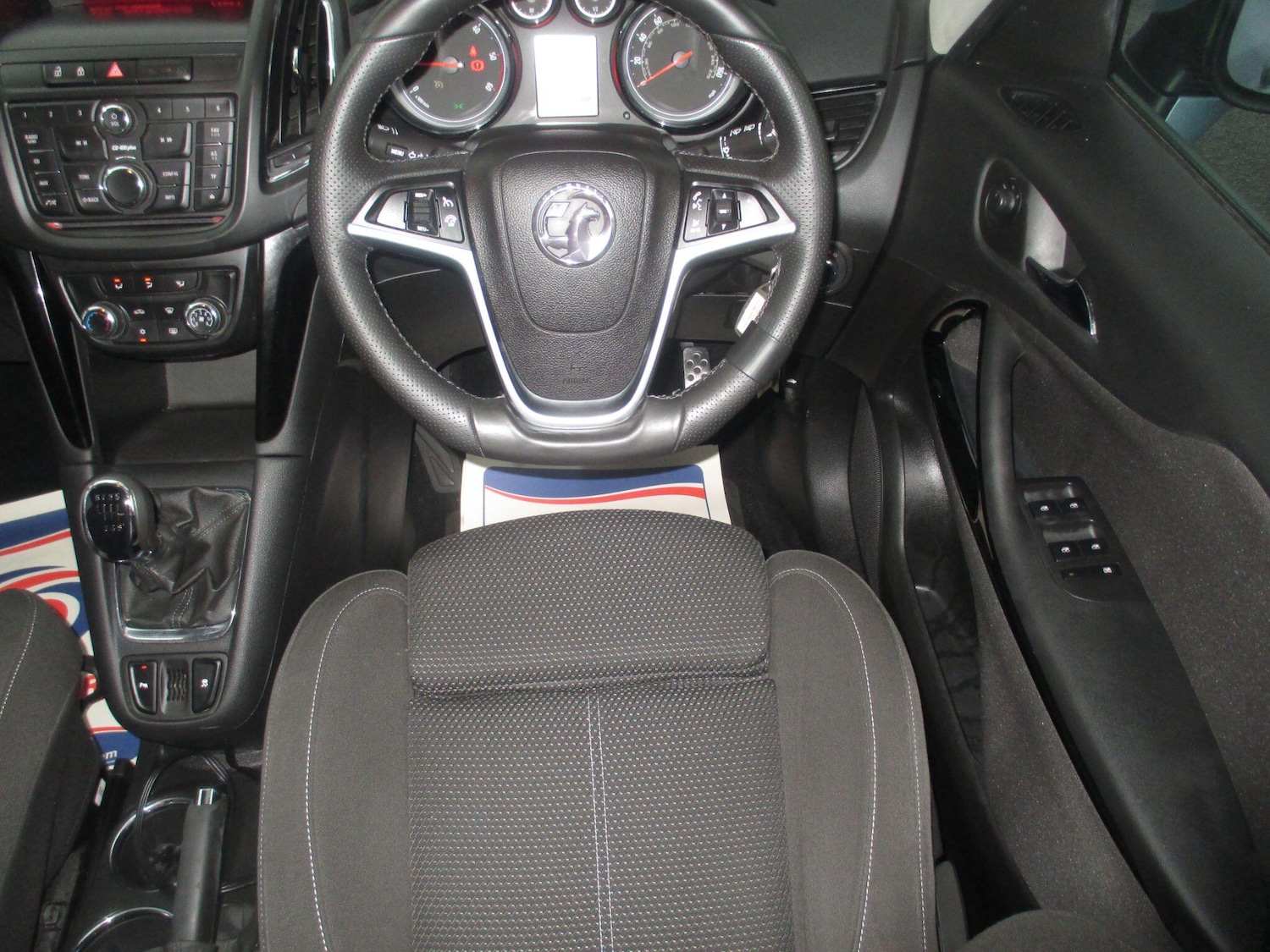 Used Vauxhall Zafira Tourer 2014 for sale - 76152695: Photo 27