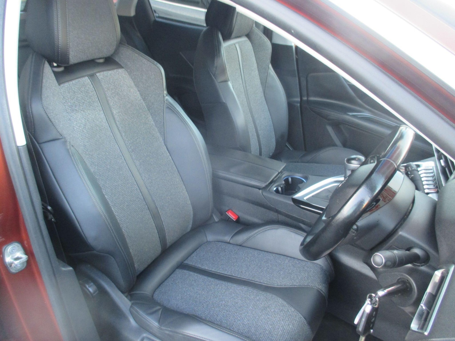 Used Peugeot 3008 2018 for sale - 77109540: Photo 15