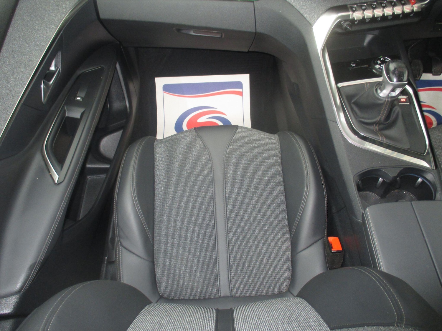 Used Peugeot 3008 2017 for sale - 76189607: Photo 28