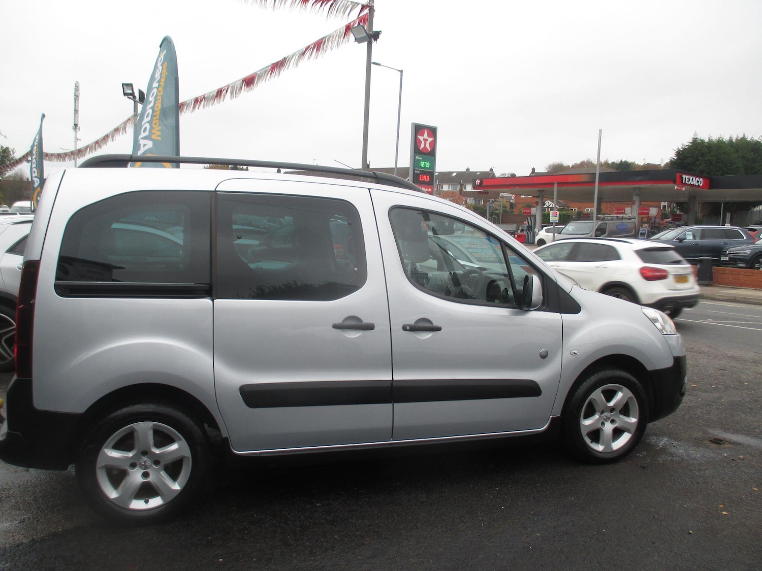 Used Peugeot Partner Tepee 2015 for sale - 76992970: Photo 10