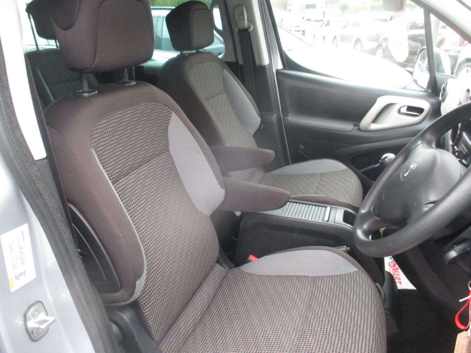 Used Peugeot Partner Tepee 2015 for sale - 76992970: Photo 15