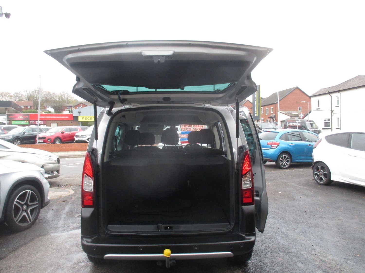 Used Peugeot Partner Tepee 2015 for sale - 76992970: Photo 25