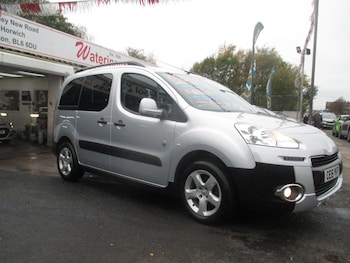 Used Peugeot Partner Tepee 2015 for sale - 76992970: Photo