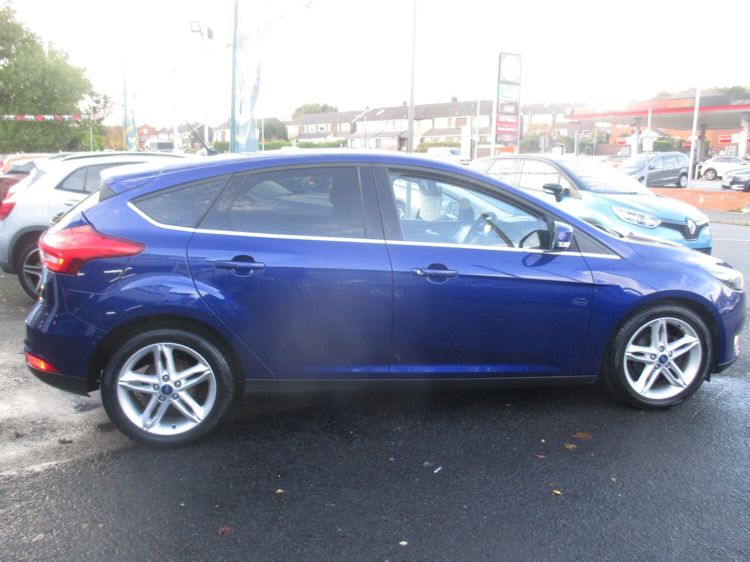 Used Ford Focus 2016 for sale - 76360879: Photo 12