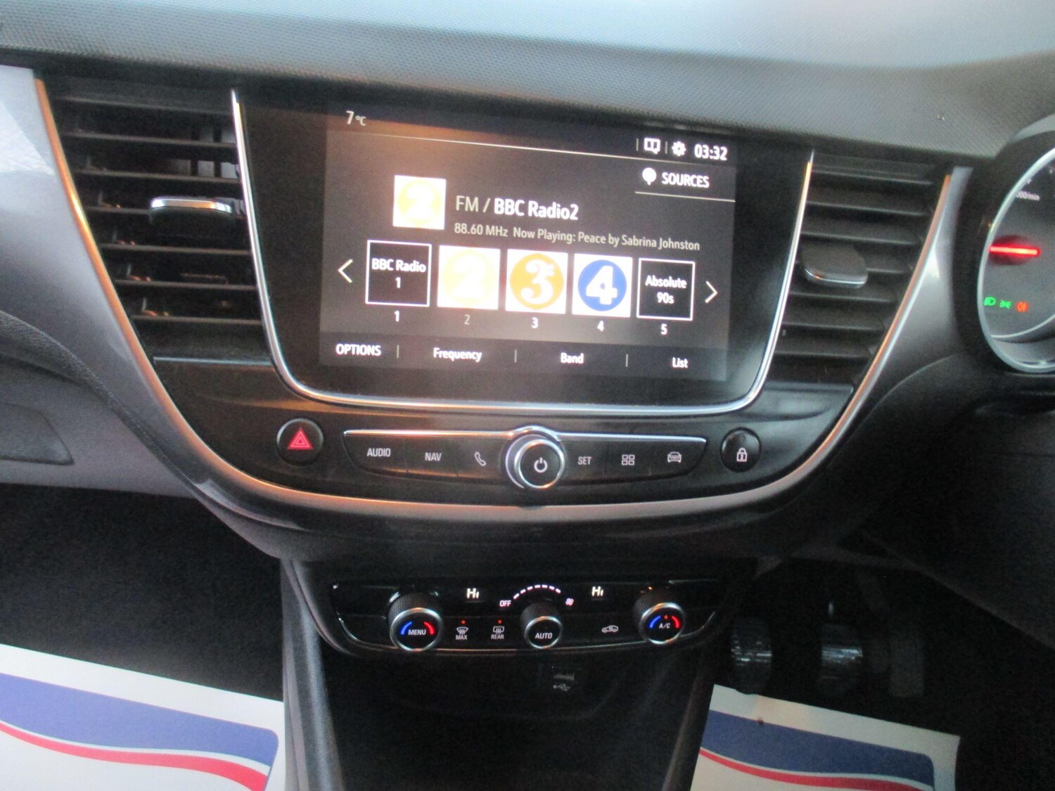 Used Vauxhall Crossland X 2019 for sale - 76839689: Photo 25