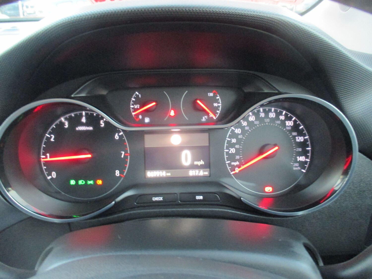 Used Vauxhall Crossland X 2019 for sale - 76839689: Photo 32