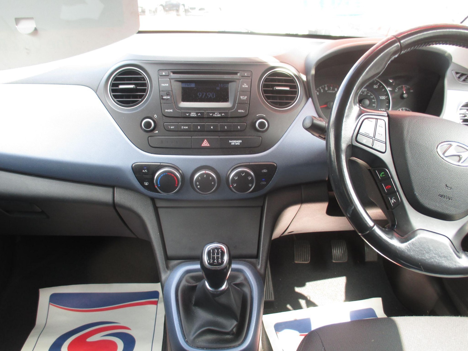 Vehicle 28