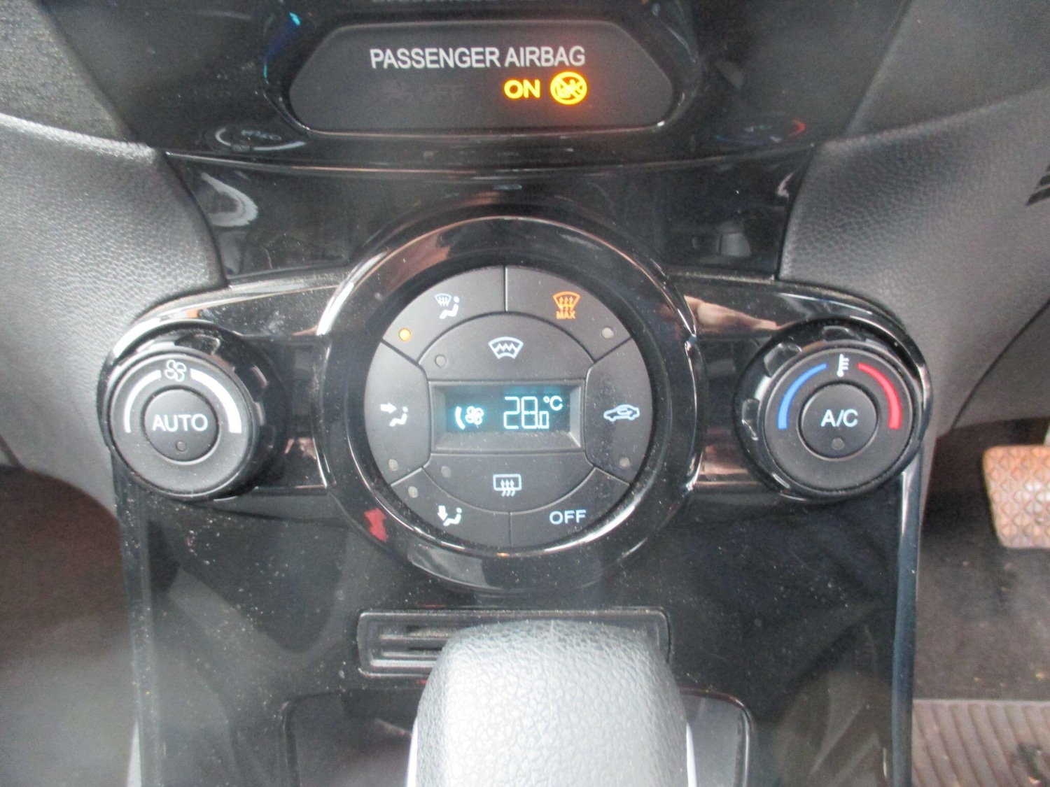 Used Ford Fiesta 2017 for sale - 77525026: Photo 17