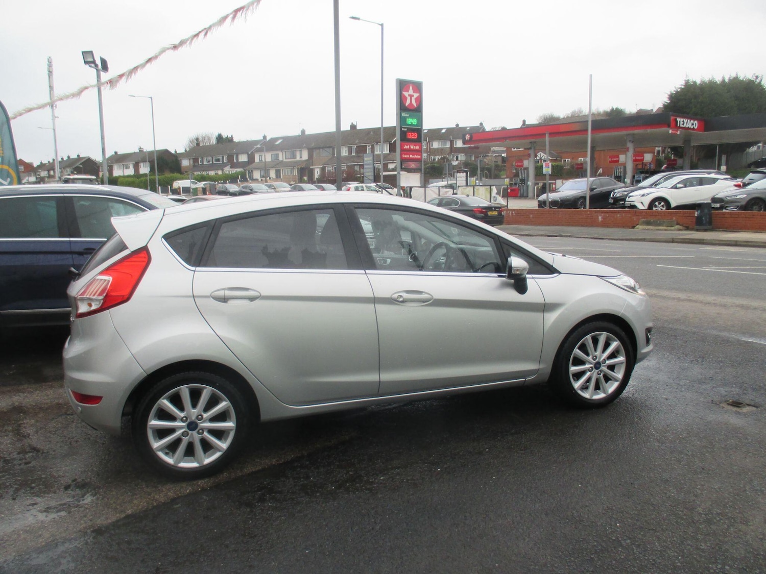 Used Ford Fiesta 2017 for sale - 77525026: Photo 6