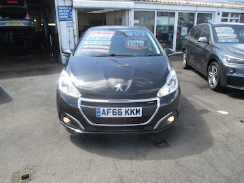 Used Peugeot 208 2016 for sale - 79181061: Photo