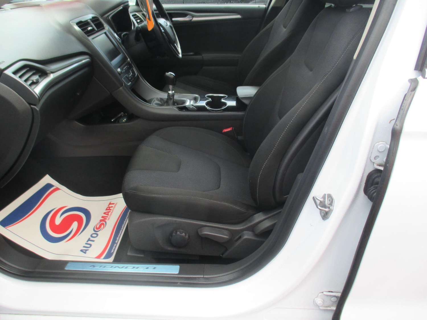 Used Ford Mondeo 2015 for sale - 76645536: Photo 21