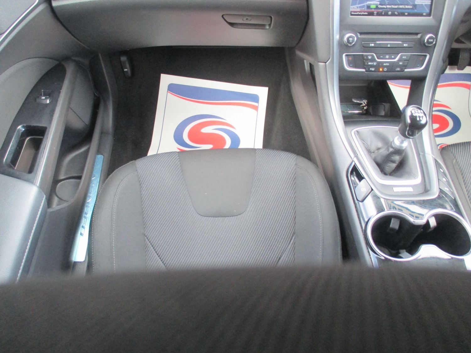 Used Ford Mondeo 2015 for sale - 76645536: Photo 26