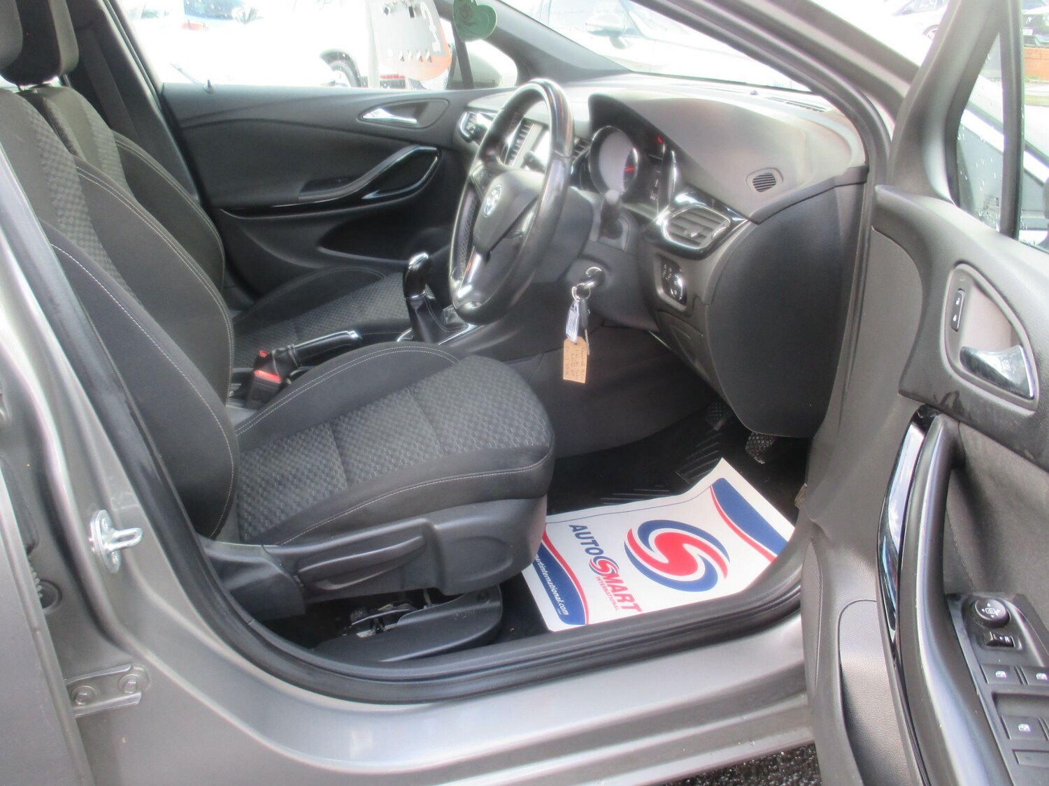 Used Vauxhall Astra 2017 for sale - 75949073: Photo 13