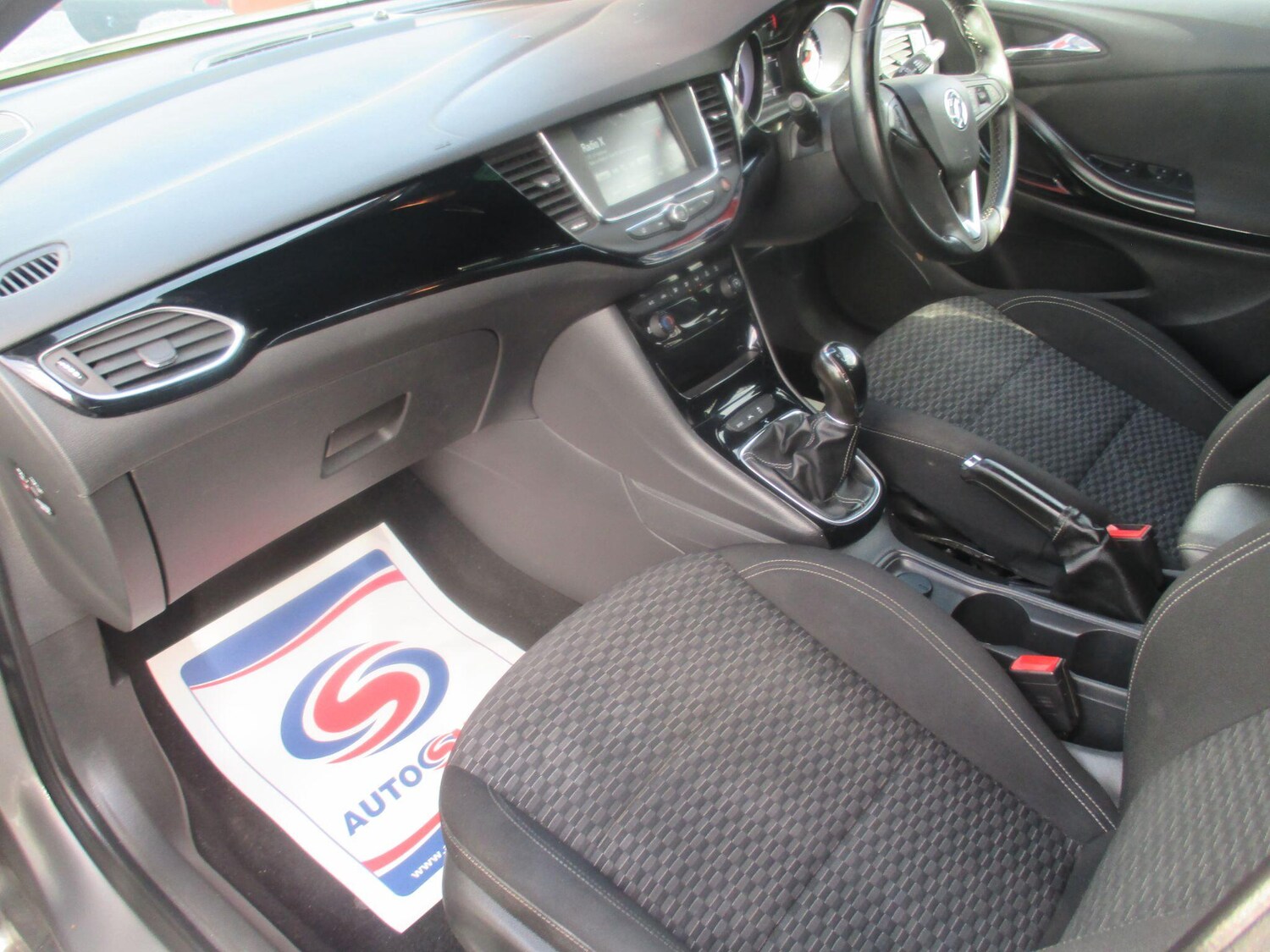 Used Vauxhall Astra 2017 for sale - 75949073: Photo 18