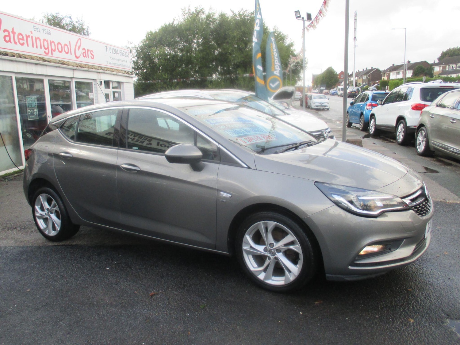 Used Vauxhall Astra 2017 for sale - 75949073: Photo 2