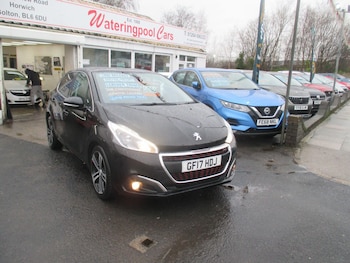 Used Peugeot 208 2017 for sale - 77279399: Photo