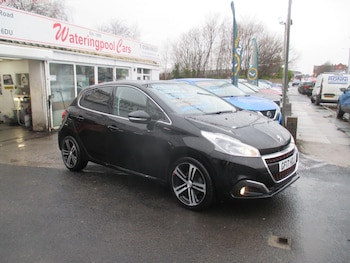 Used Peugeot 208 2017 for sale - 77279399: Photo