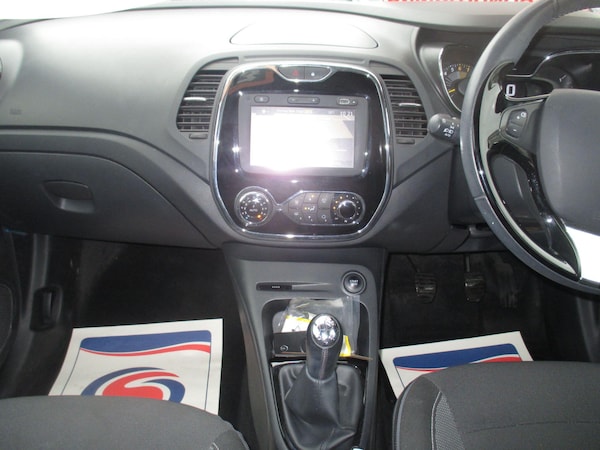 Used Renault Captur 2016 for sale - 76122264: Photo 32