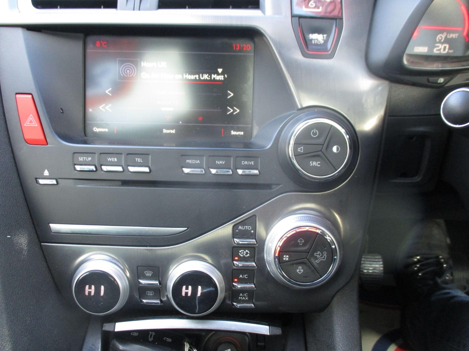 Vehicle 33