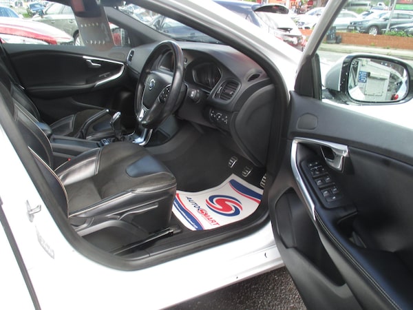 Used Volvo V40 2014 for sale - 75401383: Photo 17
