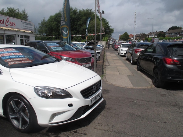 Used Volvo V40 2014 for sale - 75401383: Photo 31