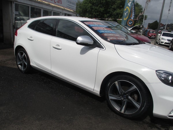 Used Volvo V40 2014 for sale - 75401383: Photo 9