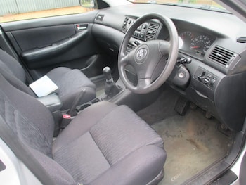 Used Toyota Corolla 2004 for sale - 78635991: Photo