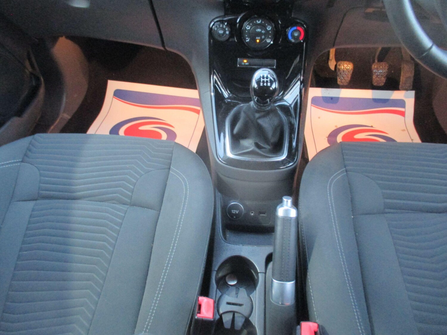 Used Ford Fiesta 2013 for sale - 76849976: Photo 17