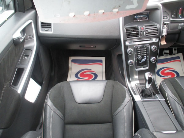Used Volvo XC60 2015 for sale - 76083668: Photo 22