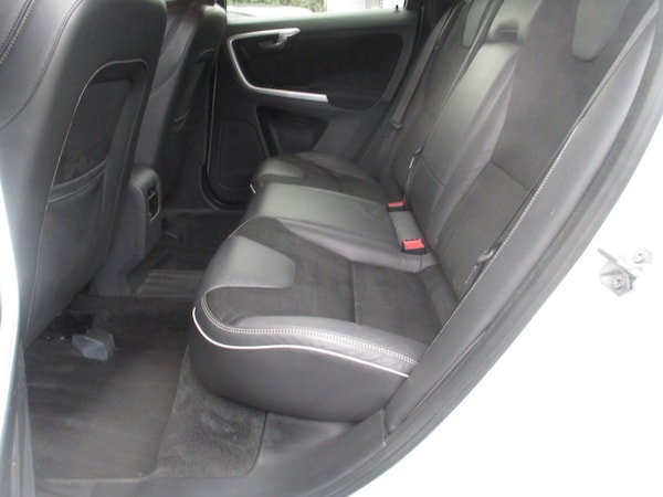 Used Volvo XC60 2015 for sale - 76083668: Photo 25