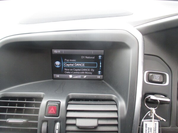 Used Volvo XC60 2015 for sale - 76083668: Photo 32