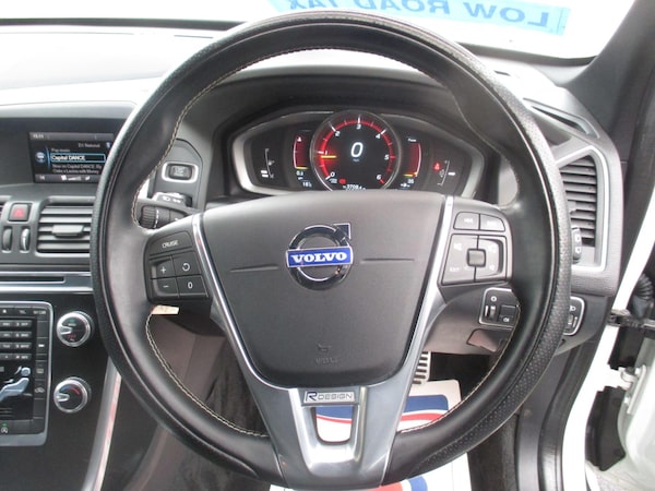 Used Volvo XC60 2015 for sale - 76083668: Photo 34