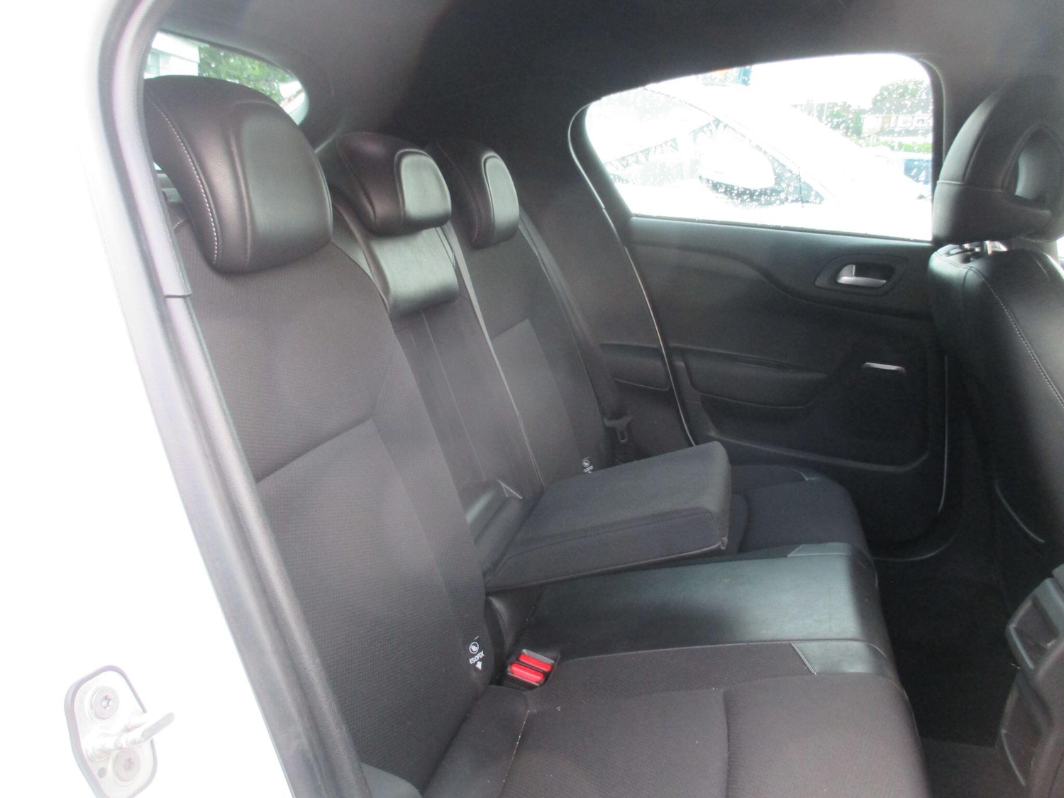 Used Citroen DS4 2015 for sale - 76991066: Photo 19